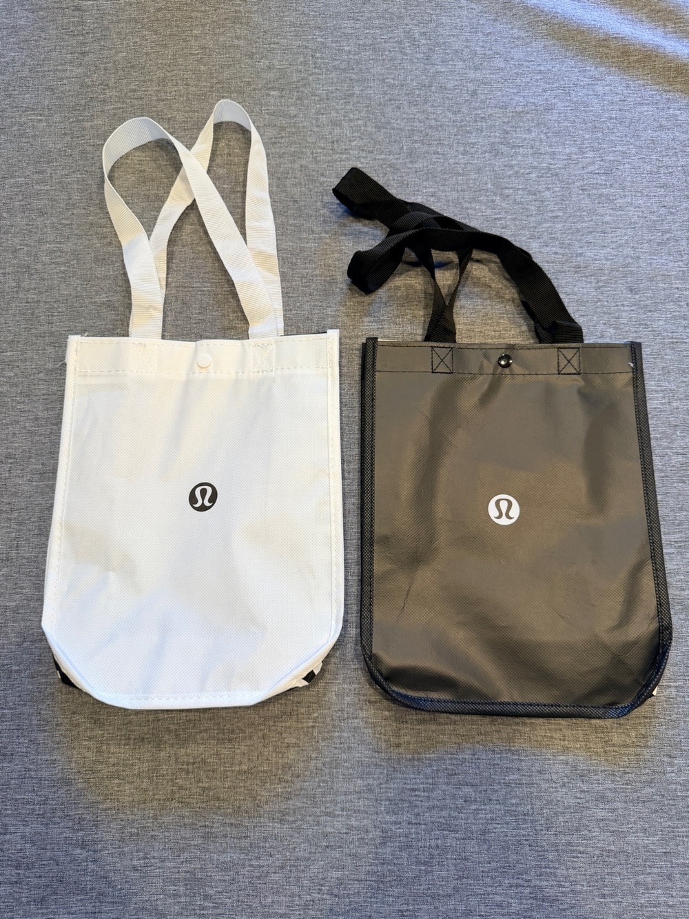 lululemon athletica small Tote Bags - White and Black (Pair)